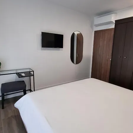Delta House - Gama * זאדאר