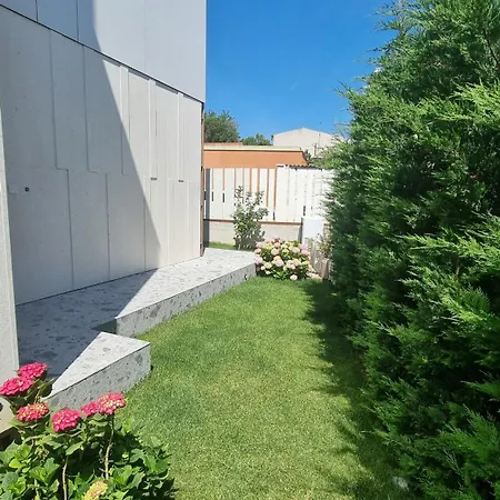 Delta House - Gama *